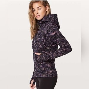 Lululemon purple/black snakeskin lined scuba hoodie rip wave purple thunder xs 6